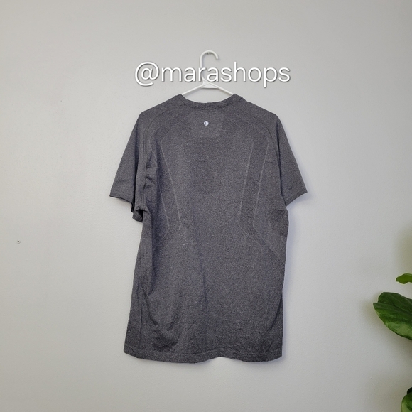 Lululemon Metal Vent Tech Short Sleeve - Picture 4 of 6